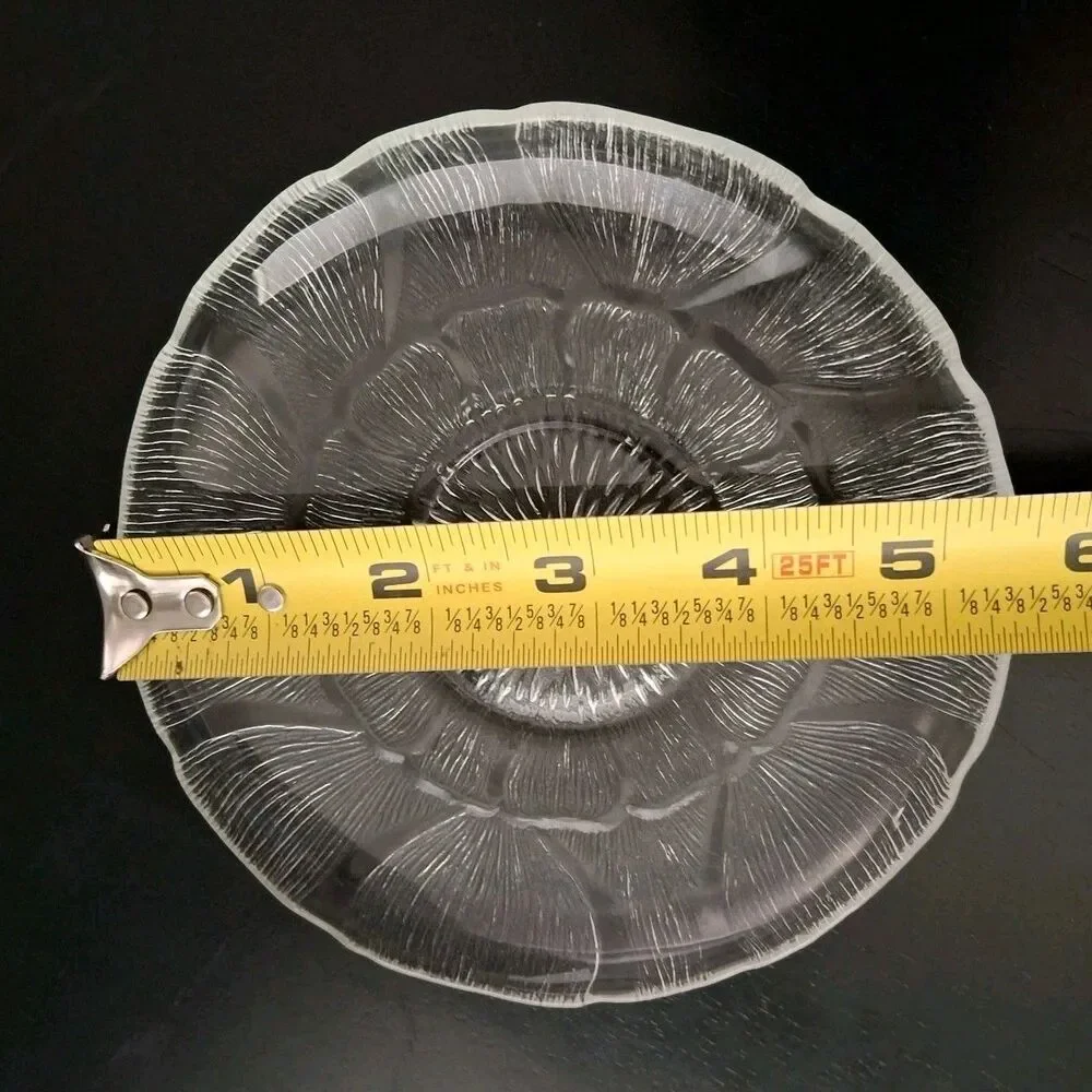 Set of 4 Arcoroc Fleur Clear Glass Cup Saucer Made in France 5 3/8